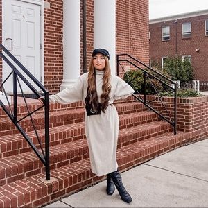 Long knitted cream dress